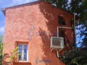 Maison avec grand terrain