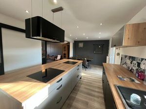Vente maison 9 pièces 175 m² Chevigny-Saint-Sauveur (21800)
