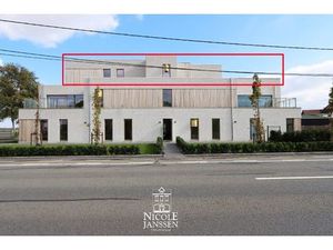 Penthouse met twee autostandplaatsen