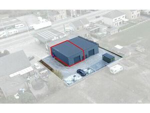 Vernieuwde instapklare loods van ca. 92m² op een vlot bereikbare locatie