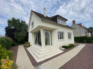 Location Maison 6 pièces 109m²