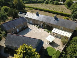 PLEGUIEN : A VENDRE BELLE PROPRIETE FAMILIALE !