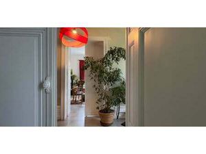 Maison avec piscine et terrasse Varrains (49)