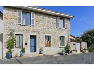 Vente maison 7 pièces 222.13 m² à Saint-Didier-au-Mont-d'Or (69370)  990 000 €
