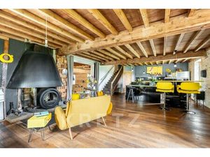 Maison de luxe à vendre à Vaux-en-Beaujolais