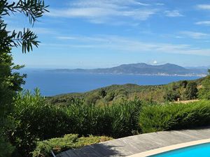 Maison de luxe à vendre à Coti-Chiavari