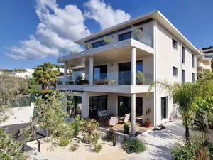 Vente appartement 5 pièces 118.43 m² à Bandol (83150)  1 140 000 €