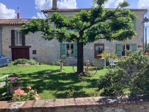 Magnifique maison en pierre de caractère avec vue imprenable
