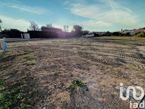 Terrain constructible viabilisé à vendre