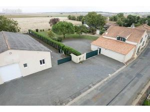 Propriété 7 pièces 161 m²