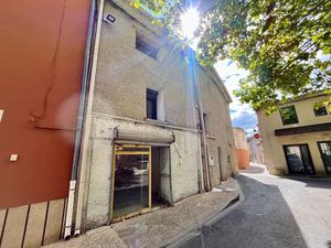 Vente locaux professionnels 75 m² à Milhaud (30540)  72 000 €