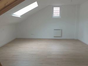 STUDIO CENTRE VILLE POUILLY EN AUXOIS