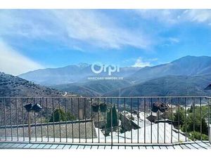 Charmante Maison A Vendre à Jujols vue exceptionnelle