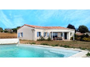 Maison de plain-pied 123 m2  5 chambres  piscine et vue Verc