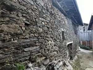 Vente maison 2 pièces 200 m² à La Plagne (73210)  97 000 €