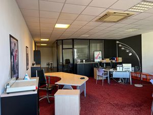 Local professionnel à vendre BIHOREL 3 pièce(s) 122m2 107 200€