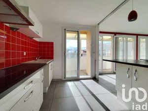 Vente Appartement 4 pièces à Chenôve (21300) : à vendre 4 pièces / 78m² Chenôve