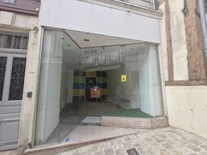Local commercial / professionnel Auxerre 40.81 m2