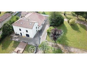 Maison avec piscine et jardin Brantôme (24)