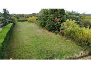 Vente terrain 1521 m² à Saint-Lambert-du-Lattay (49750)  76 800 €