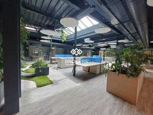 Prestigieux bureau de 1200 m2 en location - Épagny  France