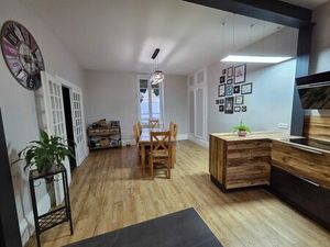 Vente maison 12 pièces 209 m² Moulins (03000)