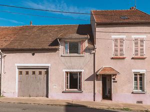 Vente maison 6 pièces 135 m² à Bellenaves (03330)  110 000 €