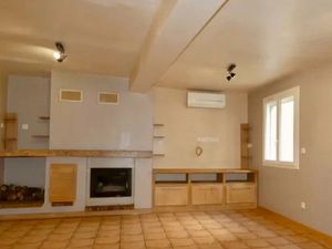 Vente maison 4 pièces 105 m² à Névian (11200)  157 500 €