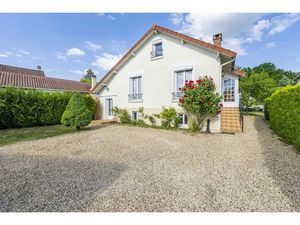 Vente maison 5 pièces 64 m² à Livry-sur-Seine (77000)  255 000 €
