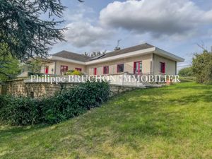 Vente maison 6 pièces 218 m² à Guerchy (89113)  279 000 €