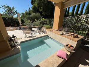 Exclusivité : Appartement de standing avec jardin et bassin