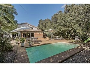 Maison de luxe à vendre à Junas