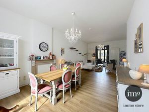 Gerenoveerd herenhuis met praktijkruimte/kangoeroewonen.