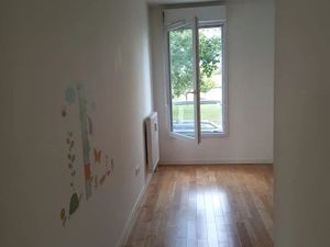 Vente appartement 3 pièces 62 m² à Rosny-sous-Bois (93110)  290 000 €