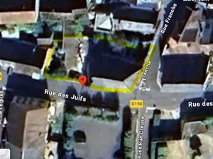 Terrain avec ruine à demolir sous péril