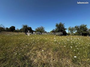Terrain 996 m² Neuvic