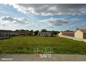 Terrain 700 m² SAINTE-OUENNE