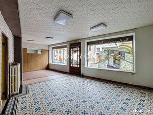 Immeuble 280 m² Chauffailles