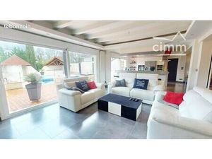 Maison 7 pièces 200 m²