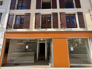 Immeuble 300 m² Sauzé-Vaussais