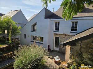 Maison 10 pièces 168 m²