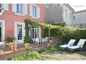 Maison 6 pièces 250 m²