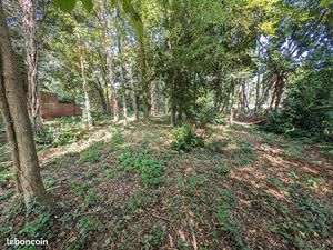 Terrain 1014 m² VARREDDES