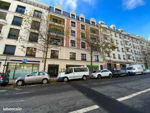 Bureaux 74 m² Le Raincy