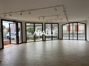 Achat Local commercial 108m² LA SALVETAT ST GILLES 31880