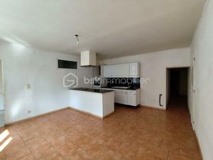 Appartement de 145 m² à Saint-Pons-De-Thomieres
