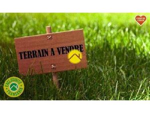 Terrain constructible viabilisé à vendre