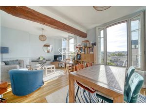 Vente appartement 4 pièces 65 m² à Rueil-Malmaison (92500)  350 000 €