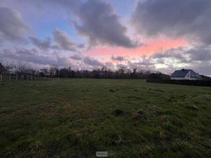 Terrain constructible viabilisé à vendre