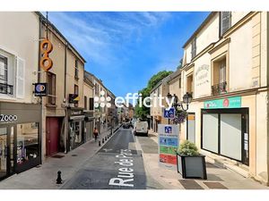 Vente locaux professionnels 47 m² à Palaiseau (91120)  140 000 €